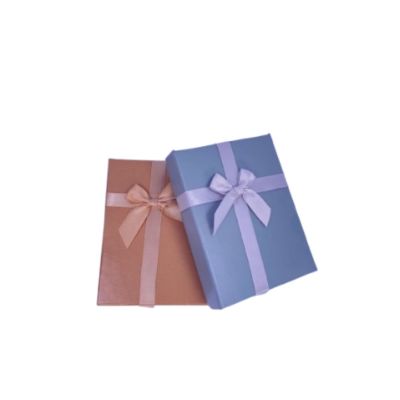 Caja para Chocolate con Lazo 16x12x4cm Marcel 231186 – Estilo Decorativo