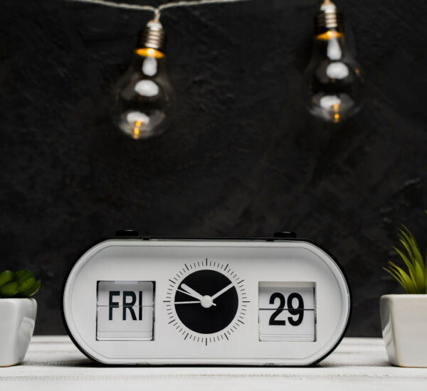 Reloj De Mesa Con Calendario Negro 18.5x5x10Cm CONCEPTS (423-210574) - Imagen 3